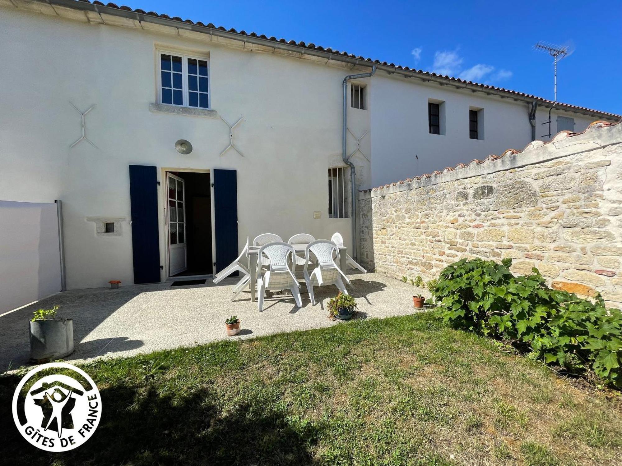 Villa Maison Au Coeur Du Marais Poitevin Avec Barques, Canoes, Pedalo Et Velos Включены - Fr-1-426-147 Damvix Exterior foto