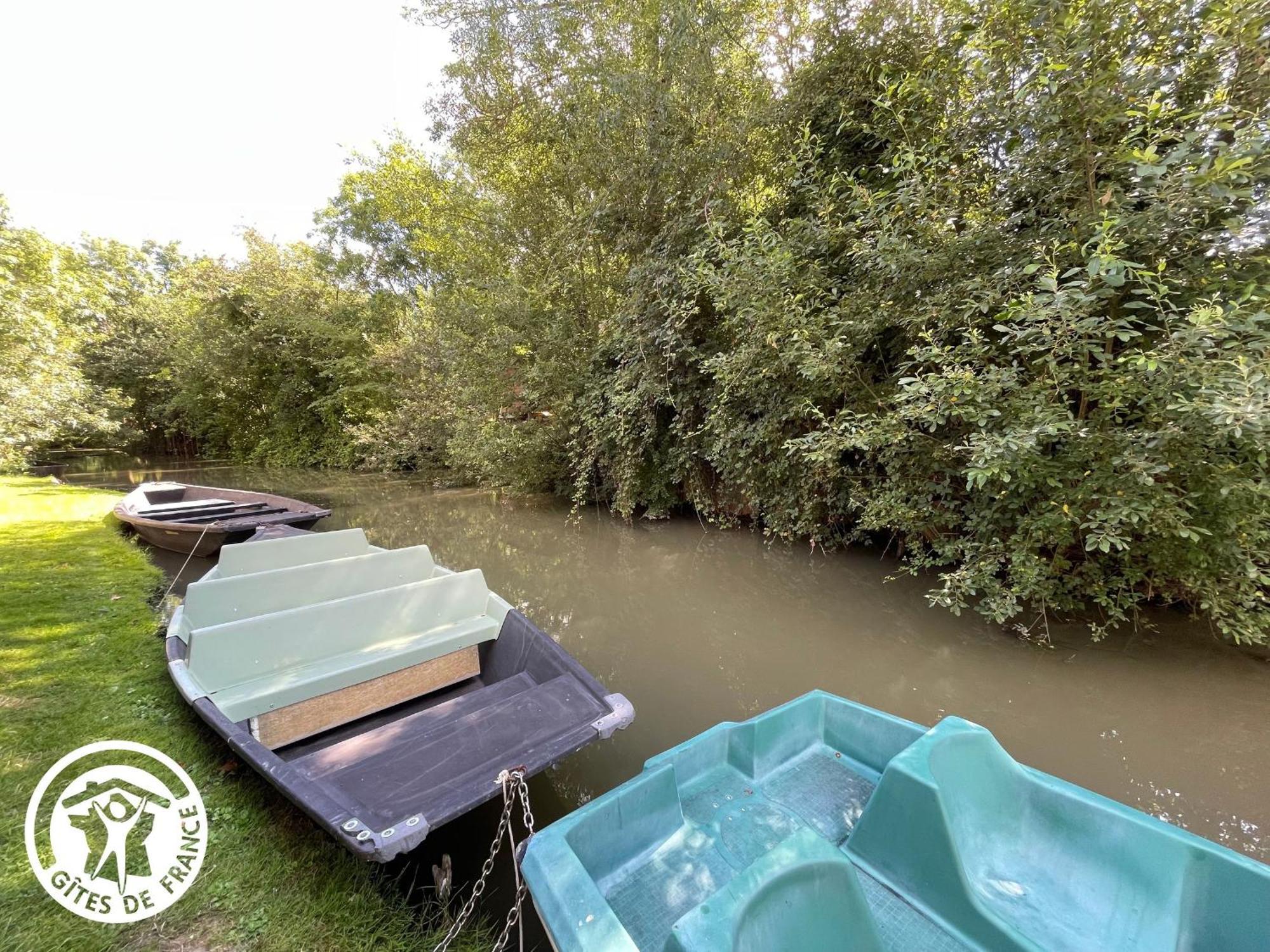 Villa Maison Au Coeur Du Marais Poitevin Avec Barques, Canoes, Pedalo Et Velos Включены - Fr-1-426-147 Damvix Exterior foto